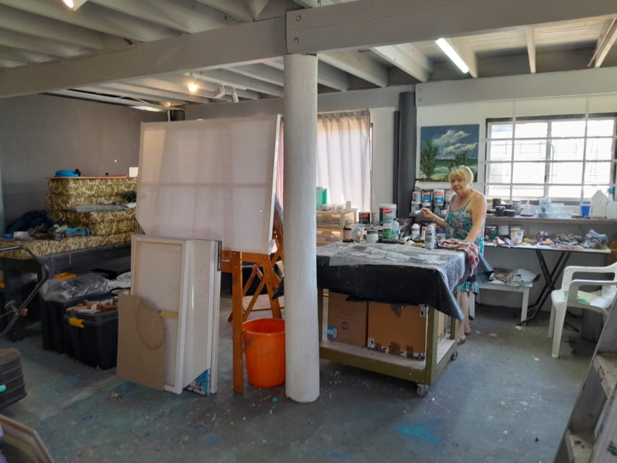 3 Bedroom Property for Sale in Stilbaai Wes Western Cape